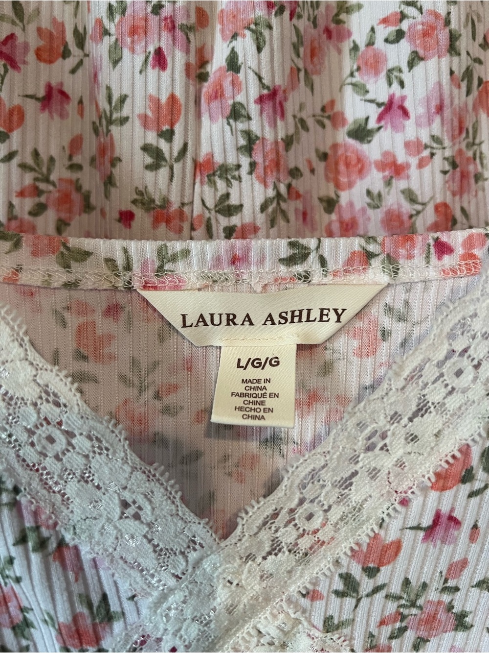 Laura Ashley White Floral Cami Top & Shorts Pajamas 2-Pc Set Women Sz Large - Picture 4 of 4